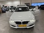 BMW 3-Serie 320i Executive / SCHUIFKANTELDAK / NAP / DEALER ONDERHOUDEN