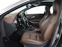 Mercedes-Benz CLA 180 Edition 1 | Panoramadak | Leder Bekleding | Stoelverwarming | bi-xenon koplampen | LMV 18 |