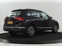 Volkswagen Tiguan 1.4 TSI eHybrid R-Line Business | Panoramadak | Trekhaak | Stoelverwarming | head-up display | Carplay | Cruise Control Adaptief | LMV 17 |