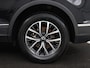 Volkswagen Tiguan 1.4 TSI eHybrid R-Line Business | Panoramadak | Trekhaak | Stoelverwarming | head-up display | Carplay | Cruise Control Adaptief | LMV 17 |