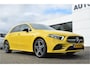 Mercedes-Benz A-klasse 250 e Business Solution AMG Sfeerverlichting | Widescreen | Carplay | Stoelverwarming | Night pakket