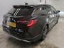 Toyota Corolla Touring Sports 2.0 Hybrid 184 pk Trek Auto. Navigatie Apple Carplay/Android Auto Camera Adaptive Cruise Control Stoelverwarming Virtual Cockpit Lichtmetalen velgen Climate Control Getinte ramen