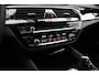 BMW 5-Serie Touring 530e luxury line|Luchtvering|Apple CarPlay|trekhaak|Stoelverwarming|
