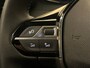 Peugeot 2008 1.2 PureTech Allure Clima | Cruise | 17'' Lichtmetalen velgen | Dodehoekbewaking | Camera voor+achter | Apple CarPlay / Android Auto | | Achteruitrijcamera | Airco (automatisch) | Buitenspiegels elektrisch verstel- en verwarmbaar