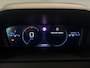 Peugeot 2008 1.2 PureTech Allure Clima | Cruise | 17'' Lichtmetalen velgen | Dodehoekbewaking | Camera voor+achter | Apple CarPlay / Android Auto | | Achteruitrijcamera | Airco (automatisch) | Buitenspiegels elektrisch verstel- en verwarmbaar