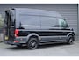 Volkswagen Crafter 2.0 TDI 140pk DSG L3H3 Exclusive Black Style Facelift BPM vrij! Trekhaak Camera Leder Led Zonneklep Sidesteps Navigatie