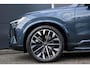 Volvo XC90 T8 Plug-in hybrid AWD Ultra Dark | Trekhaak | Bowers & Wilkins | Luchtvering | 360 Graden Camera | Apple Carplay | Geventileerde Stoelen | BLIS Dodehoekdetectie | Panoramadak | Standkachel