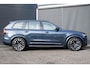 Volvo XC90 T8 Plug-in hybrid AWD Ultra Dark | Trekhaak | Bowers & Wilkins | Luchtvering | 360 Graden Camera | Apple Carplay | Geventileerde Stoelen | BLIS Dodehoekdetectie | Panoramadak | Standkachel