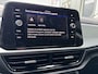 Volkswagen T-Roc 1.5 TSI 150pk DSG Life Edition Navigatie Winterpakket ACC Keyless Camera