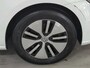 Volkswagen E-Golf E-DITION / Navigatie / LM 16 inch / LED / Clima / Parkeersensoren / APP Connect