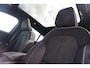 Volvo C40 Single Motor Extended Range Ultimate 82 kWh Automaat | Elektrisch verstelbare stoelen | Harman/ Kardon Audio | Stoel + Stuurverwarming | Nubuck bekleding | Elektrische achterklep | Adaptieve Cruise Control | Panoramadak |