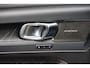 Volvo C40 Single Motor Extended Range Ultimate 82 kWh Automaat | Elektrisch verstelbare stoelen | Harman/ Kardon Audio | Stoel + Stuurverwarming | Nubuck bekleding | Elektrische achterklep | Adaptieve Cruise Control | Panoramadak |