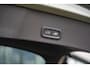 Volvo C40 Single Motor Extended Range Ultimate 82 kWh Automaat | Elektrisch verstelbare stoelen | Harman/ Kardon Audio | Stoel + Stuurverwarming | Nubuck bekleding | Elektrische achterklep | Adaptieve Cruise Control | Panoramadak |