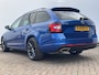Skoda Octavia Combi 2.0 TSI RS 245PK Sportzetels Nav/Cam Carplay Stoelverw Elek.Klep Race-Blue Voll.Onderhouden!