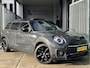 MINI Clubman Mini 2.0 Cooper S Chili | AUTOMAAT | LEDER | SCHUIF/KANTELDAK | CARPLAY/ANDROID | HARMAN/KARDON | NAVI | CRUISE CONTROL | PDC V+A | CLIMATE CONTROL | LMV 18'' | STOELVERWARMING | KEYLESS | LED | BLUETOOTH