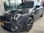 MINI Clubman Mini 2.0 Cooper S Chili | AUTOMAAT | LEDER | SCHUIF/KANTELDAK | CARPLAY/ANDROID | HARMAN/KARDON | NAVI | CRUISE CONTROL | PDC V+A | CLIMATE CONTROL | LMV 18'' | STOELVERWARMING | KEYLESS | LED | BLUETOOTH