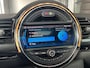 MINI Clubman Mini 2.0 Cooper S Chili | AUTOMAAT | LEDER | SCHUIF/KANTELDAK | CARPLAY/ANDROID | HARMAN/KARDON | NAVI | CRUISE CONTROL | PDC V+A | CLIMATE CONTROL | LMV 18'' | STOELVERWARMING | KEYLESS | LED | BLUETOOTH