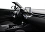 Toyota C-HR 2.0 Hybrid First Edition | Navigatie | Dodehoek detectie | JBL | Stoelverwarming | Parkeersensoren voor/achter | Full LED | Apple Carplay / Android Auto | Keyless | Adaptive Cruise | Clima | 18 inch