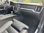 Volvo V60 2.0 T4 Momentum Pro Panoramadak Lederen bekleding