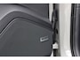Porsche Cayenne 3.0 S E-Hybrid SportDesign 520pk Krijt Pano SoftClose Trekhaak Head-up InnoDrive Keyless 360-camera Bose