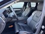 Volvo V90 2.0 T4 Momentum Pro / glazen panoramisch schuif-/kanteldak / Blis / Trekhaak / 18" Velgen /