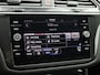 Volkswagen Tiguan 1.5TSI/150PK Life R line DSG · Navigatie · Apple/Android Car Play · Stoel-& stuurverwarming · Garantie tot april 2026 Of 100000km.