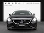 Volvo V40 T2 Momentum / verwarmbare voorstoelen / trekhaak / Xenon /