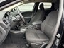 Volvo V40 T2 Momentum / verwarmbare voorstoelen / trekhaak / Xenon /