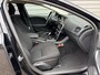 Volvo V40 T2 Momentum / verwarmbare voorstoelen / trekhaak / Xenon /