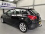 Opel Astra 1.4 Turbo Edition Executive en Business Pakket! | Bestuurdersstoel in hoogte verstelbaar | Cruise control | Dimlichten automatisch