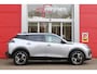 Peugeot 2008 1.2 100PK ALLURE | NAVIGATIE | APPLE CARPLAY/ANDROID AUTO | DAB RADIO | LED | PARKEERSENSOREN | ACHTERUIRIJCAMERA | DODEHOEKDETECTIE | 360° CAMERA | ADAPTIVE CRUISECONTROL | 3D-COCKPIT | ZWARTE DAKRAILS | 17" LICHTMETAAL |