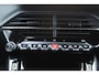 Peugeot 2008 1.2 100PK ALLURE | NAVIGATIE | APPLE CARPLAY/ANDROID AUTO | DAB RADIO | LED | PARKEERSENSOREN | ACHTERUIRIJCAMERA | DODEHOEKDETECTIE | 360° CAMERA | ADAPTIVE CRUISECONTROL | 3D-COCKPIT | ZWARTE DAKRAILS | 17" LICHTMETAAL |