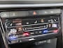 Volkswagen T-Roc 1.5 TSI R-LINE 150PK DSG-aut. / Trekhaak afn. / Camera / Stoelverw. / IQ Light / FABRIEKS garantie