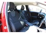 Volvo V40 T2 122PK Edition+ | Stoelverwarming | Navigatie | Cruise Control | Parkeersensoren achter | Climate control | LED koplampen
