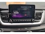 Kia Stonic 1.0 T-GDi MHEV GT-Line Stoel-en-Stuurverwarming | Navigatie | Achteruitrijcamera | Keyless Entry | Gewrapt Two-Tone dak