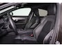 Volvo S90 T8 AWD Plus Dark - LONG RANGE - Luchtvering - Panorama/schuifdak - IntelliSafe Assist & Surround - 360º Camera - Harman/Kardon audio - Adaptieve LED koplampen - Verwarmde voorstoelen, stuur & achterbank - Parkeersensoren voor & achter - Elektr. bedienb. voorstoelen met geheugen - Extra getint glas - 20' LMV