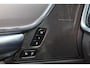 Volvo S90 T8 AWD Plus Dark - LONG RANGE - Luchtvering - Panorama/schuifdak - IntelliSafe Assist & Surround - 360º Camera - Harman/Kardon audio - Adaptieve LED koplampen - Verwarmde voorstoelen, stuur & achterbank - Parkeersensoren voor & achter - Elektr. bedienb. voorstoelen met geheugen - Extra getint glas - 20' LMV