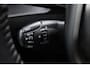 Peugeot e-2008 EV 50kWh *Active* | 3-Fase | SOH 91% | Dealer OH | Trekhaak | Carplay | Vol-Led | PDC | Navigatie | Cruise & Climate Control |