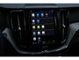 Volvo XC60 T6 AWD Automaat Ultimate Dark | Premium audio by Harman Kardon | Panoramadak met schuif-/kantelfunctie  |  Trekhaak semi-elektrisch | Verwarmbare Voor- En Achterstoelen | Verwarmbaar stuurwiel |  360 Graden Camera | Apple Carplay/Android Auto | Adaptieve Cruise Control | Pre-Conditionering | Dodehoekdetectie Met Correctie | Draadloze Telefoonlader | Elektrisch Verstelbare Stoelen | Keyless Entry | Lederen Bekleding | Stuurwielverwarming