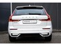 Volvo XC60 T6 AWD Automaat Ultimate Dark | Premium audio by Harman Kardon | Panoramadak met schuif-/kantelfunctie  |  Trekhaak semi-elektrisch | Verwarmbare Voor- En Achterstoelen | Verwarmbaar stuurwiel |  360 Graden Camera | Apple Carplay/Android Auto | Adaptieve Cruise Control | Pre-Conditionering | Dodehoekdetectie Met Correctie | Draadloze Telefoonlader | Elektrisch Verstelbare Stoelen | Keyless Entry | Lederen Bekleding | Stuurwielverwarming