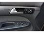 Volkswagen Touran 1.2 TSI COMFORTLINE BLUEMOTION 5PERSOONS PANORAMADAK TREKHAAK NAVIGATIE ECC AIRCO CRUISECONTROL PARKEERSENSOREN LMV BLUETOOTH 4X ELECTR.RAMEN-SPIEGELS