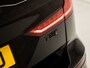 Volvo V60 2.0 T8 Twin Engine AWD R-Design 391Pk Automaat (PANORAMADAK, BLACK EDITION, HEAD-UP DISPLAY, LEDER, MEMORY SEATS, STUUR/STOELVERWARMING, HARMAN/KARODN, 360 CAMERA, ADAPTIVE CRUISE, KEYLESS, NIEUWSTAAT)