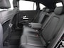 Mercedes-Benz GLA 200 Luxury Business Solution | Panorama - Schuifdak | Memory Seats | Sfeerverlichting | Keyless Entry | Apple Carplay / Android Auto | Augmented Reality | Multibeam LED Koplampen