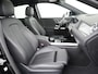 Mercedes-Benz GLA 200 Luxury Business Solution | Panorama - Schuifdak | Memory Seats | Sfeerverlichting | Keyless Entry | Apple Carplay / Android Auto | Augmented Reality | Multibeam LED Koplampen