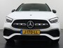 Mercedes-Benz GLA 200 AMG Business Solution | Panorama - Schuifdak | Trekhaak Wegklapbaar | Sfeerverlichting | Achteruitrij Camera | Stoelverwarming Voor | DAB+ Radio