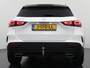 Mercedes-Benz GLA 200 AMG Business Solution | Panorama - Schuifdak | Trekhaak Wegklapbaar | Sfeerverlichting | Achteruitrij Camera | Stoelverwarming Voor | DAB+ Radio