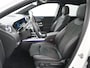 Mercedes-Benz GLA 200 AMG Business Solution | Panorama - Schuifdak | Trekhaak Wegklapbaar | Sfeerverlichting | Achteruitrij Camera | Stoelverwarming Voor | DAB+ Radio