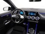Mercedes-Benz GLA 200 AMG Business Solution | Panorama - Schuifdak | Trekhaak Wegklapbaar | Sfeerverlichting | Achteruitrij Camera | Stoelverwarming Voor | DAB+ Radio