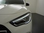 Mercedes-Benz GLA 200 AMG Business Solution | Panorama - Schuifdak | Trekhaak Wegklapbaar | Sfeerverlichting | Achteruitrij Camera | Stoelverwarming Voor | DAB+ Radio