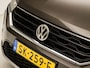 Volkswagen T-Roc 1.5 TSI Sport 150Pk (PANORAMADAK, VIRTUAL COCKPIT, APPLE CARPLAY, STUUR/STOELVERWARMING, LEDER, LED KOPLAMPEN, KEYLESS, ADAPTIVE CRUISE, GETINT GLAS, NIEUWSTAAT)